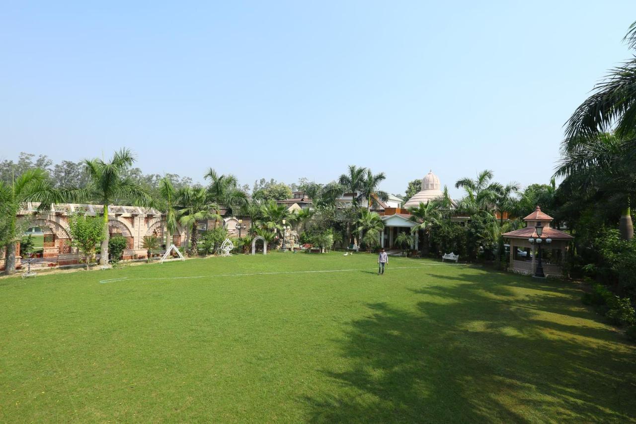 Mann The Palm Retreat Hotel Lucknow Exterior photo